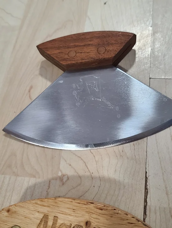 Set of 5 Ulu Herb/Meat Choppers, Alaska Wood Handles, One Is Guenuine - Picture 3 of 8